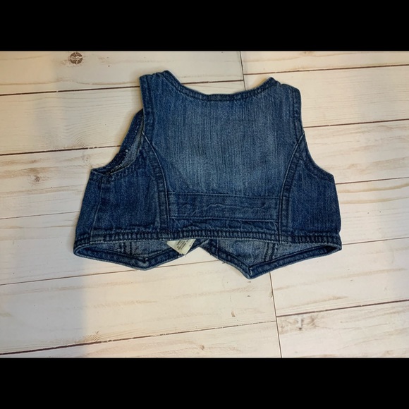 Old Navy Infant Vest - 6 to 12 mo - Picture 2 of 3